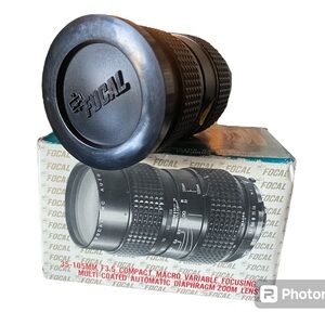 Vintage Focal 35-105mm f/3.5 lens for Minolta
